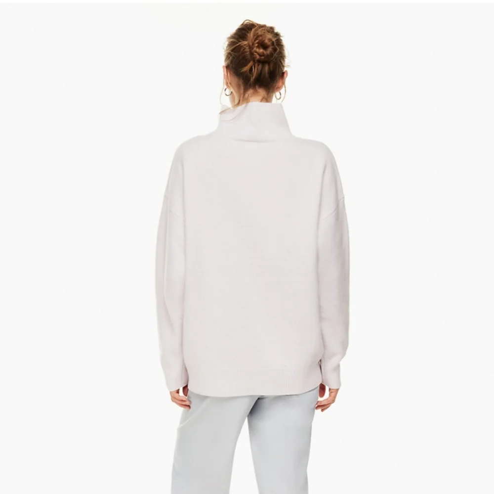 Aritzia Babaton Stargaze Turtleneck in Light Pink/Purple Size M/L - Picture 4 of 9